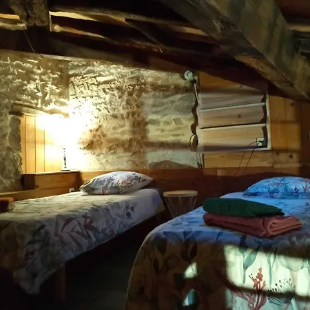 Gites Des Esselards Yzeron Extérieur photo