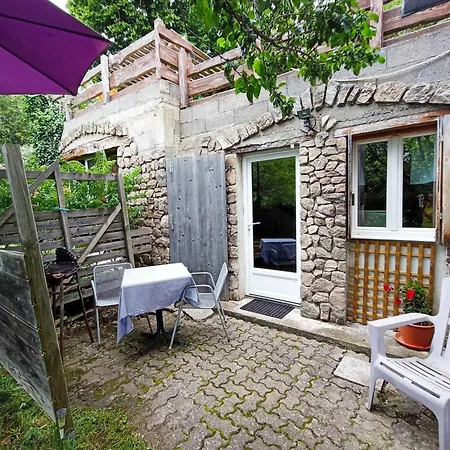 Gites Des Esselards Yzeron Chambre photo