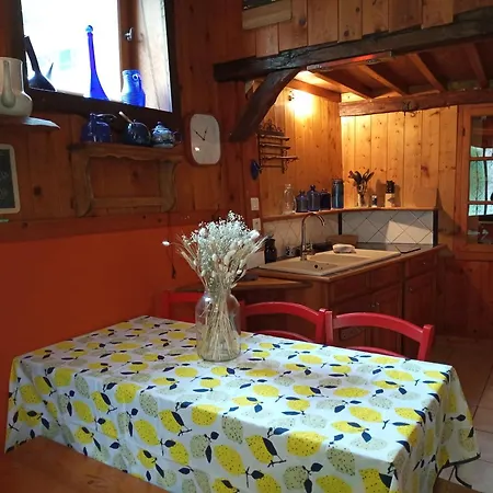 Gites Des Esselards Yzeron Extérieur photo